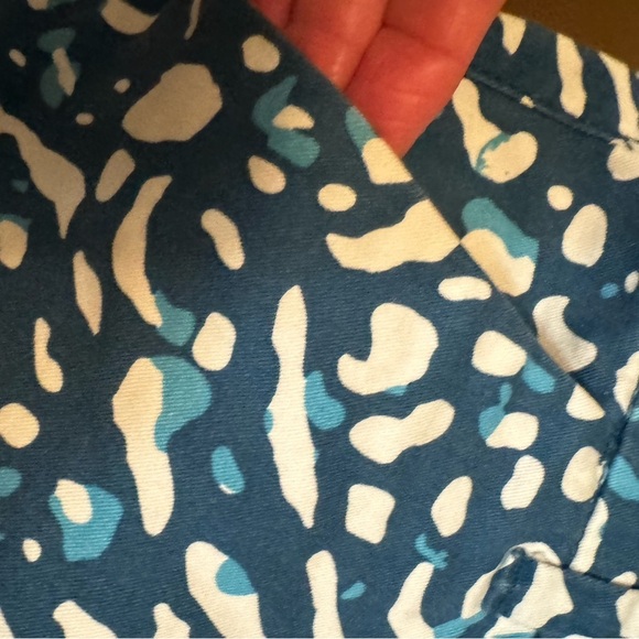 ♥️TARGET MERONA women’s flat front shorts with pockets size 2 blue white pattern - Picture 5 of 10